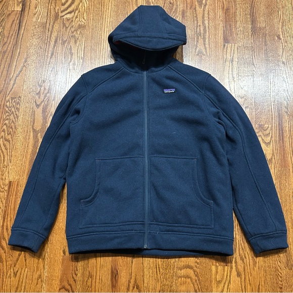 Patagonia Insulated Better Sweater Hoodie Fleece Jacket Navy Size Large Outdoor